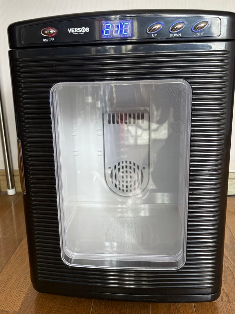 VERSOS 25L 冷温庫 VS-404