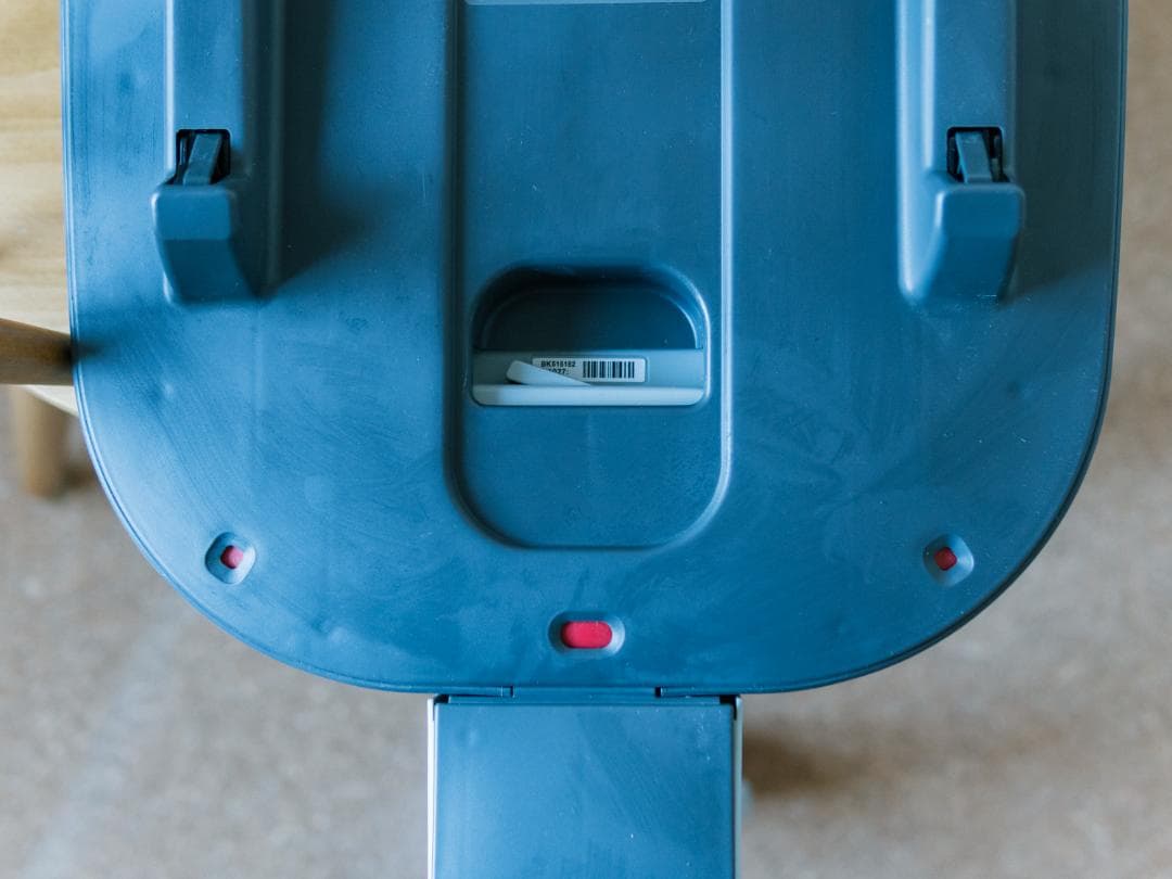 ブラック チャイルドシート ISOFIX対応