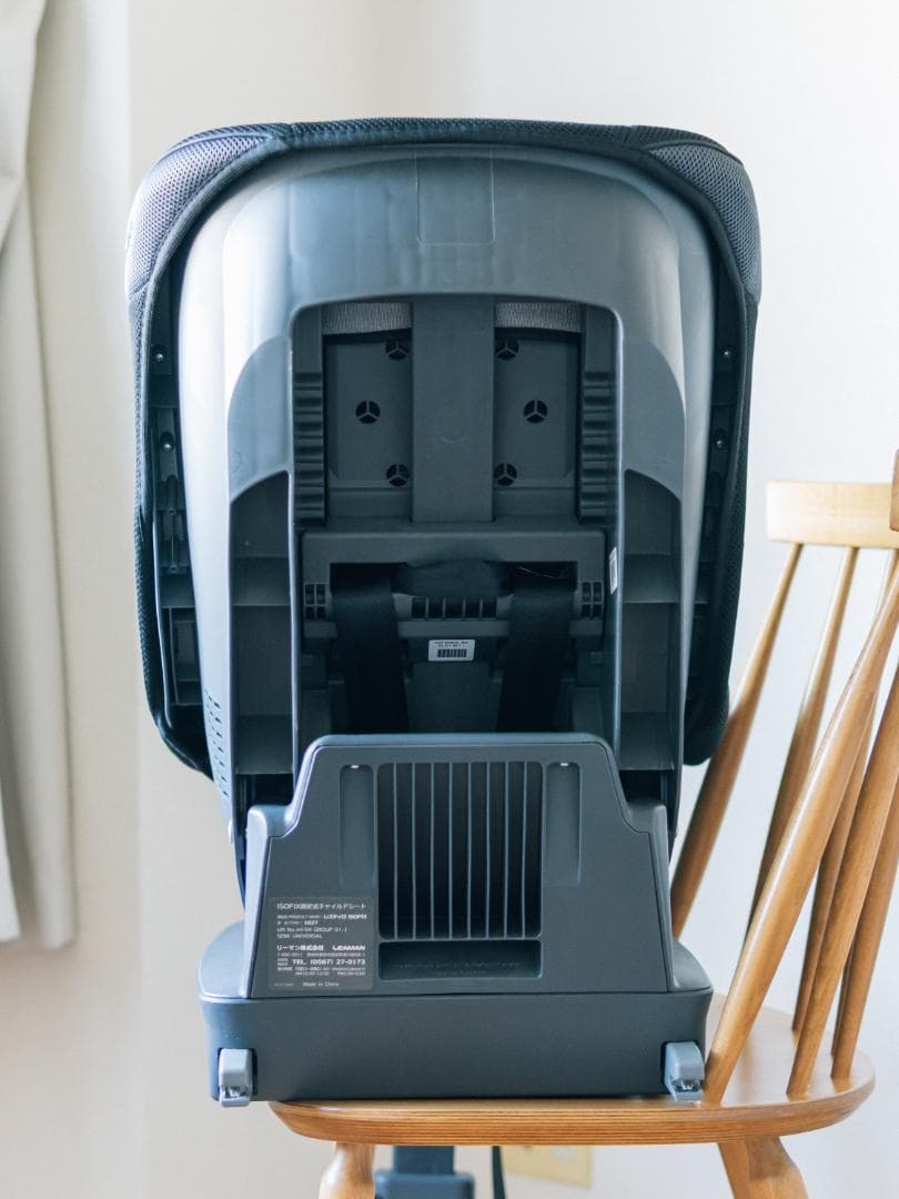 ブラック チャイルドシート ISOFIX対応