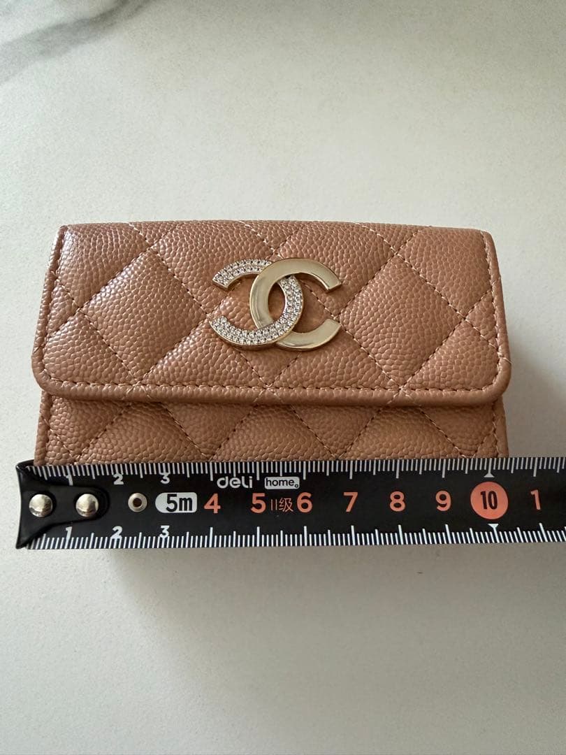 CHANEL ベージュ 三つ折り財布 キャビアスキン　キルティング