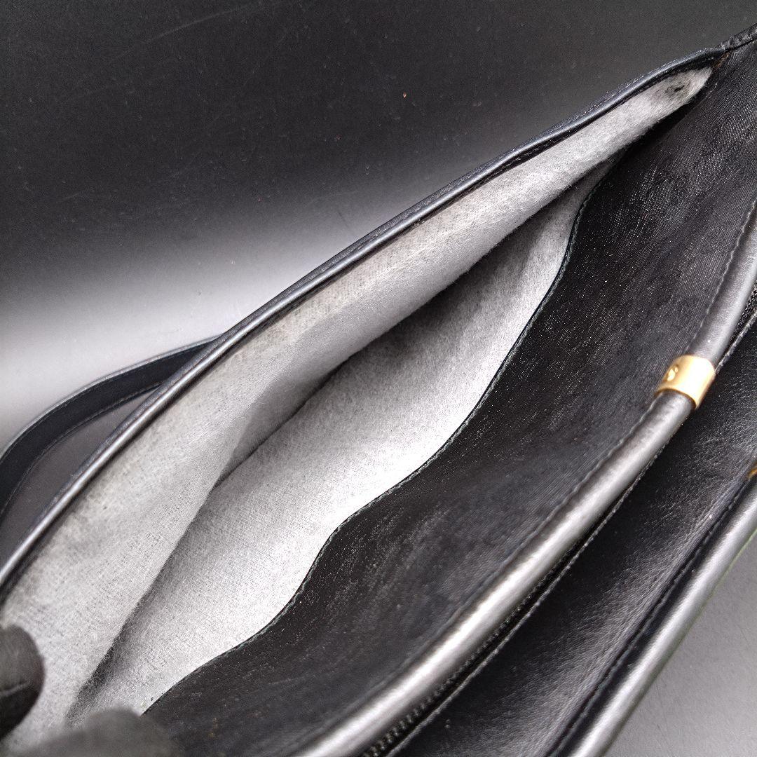 GUCCI ショルダーバッグ GG柄 クロスボディ バッグ 黒 オールドグッチ