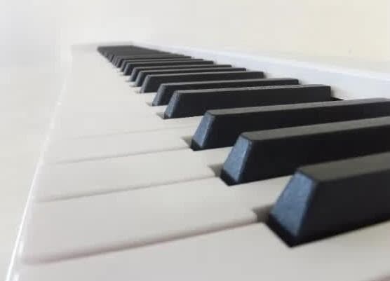 キクタニ　KIKUTANI KDP-60P 折りたたみ式電子ピアノ