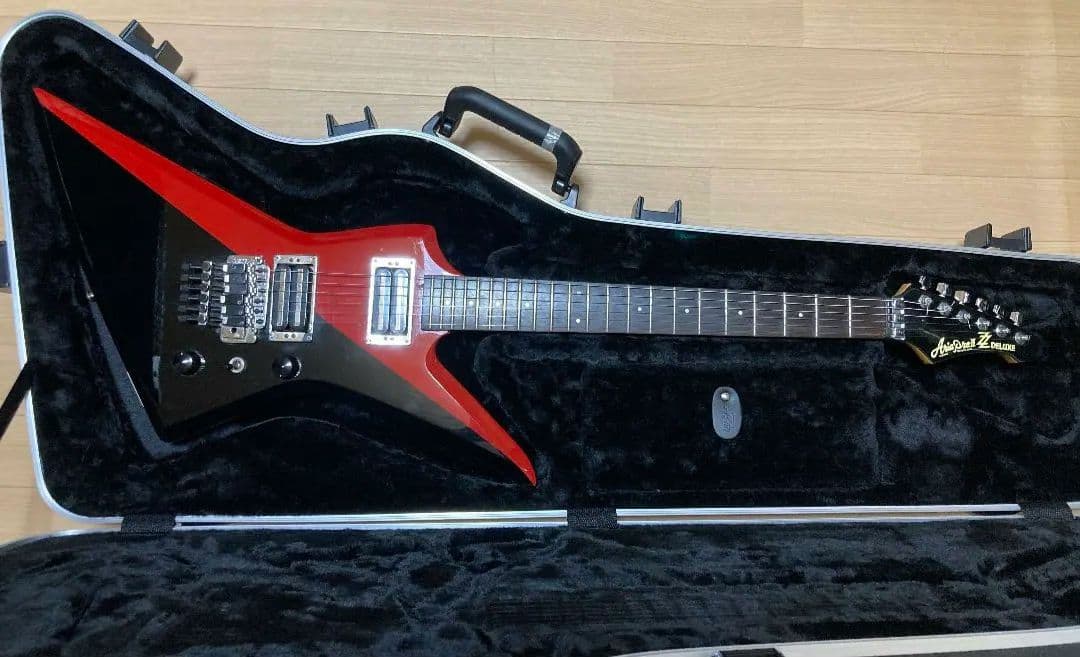 ARIA PRO II ZZ DELUXE エレキギター ブラック/レッド
