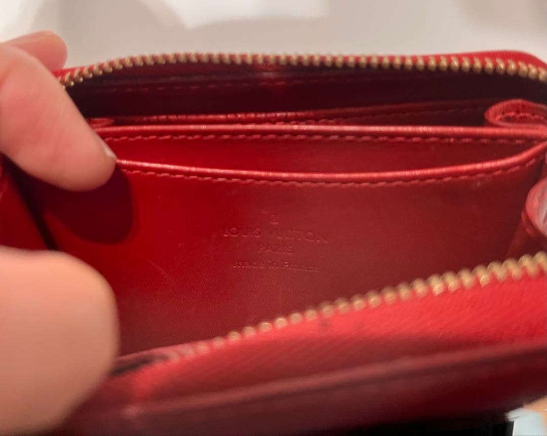 ルイ・ヴィトン レッド ケース