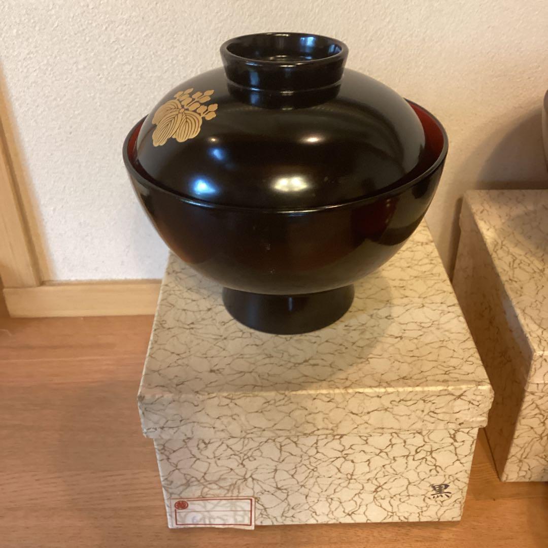蓋付き椀　五三桐　家紋入り　沈金　輪島塗り　吸物椀　金彩入り　漆器　懐石料理