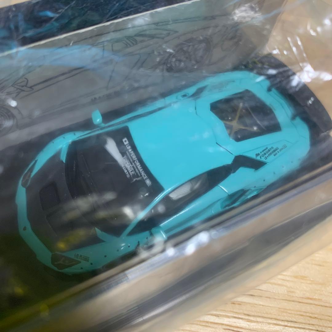 LIBERTY WALK ミニカー 1/64 アヴェンタドール　ミント