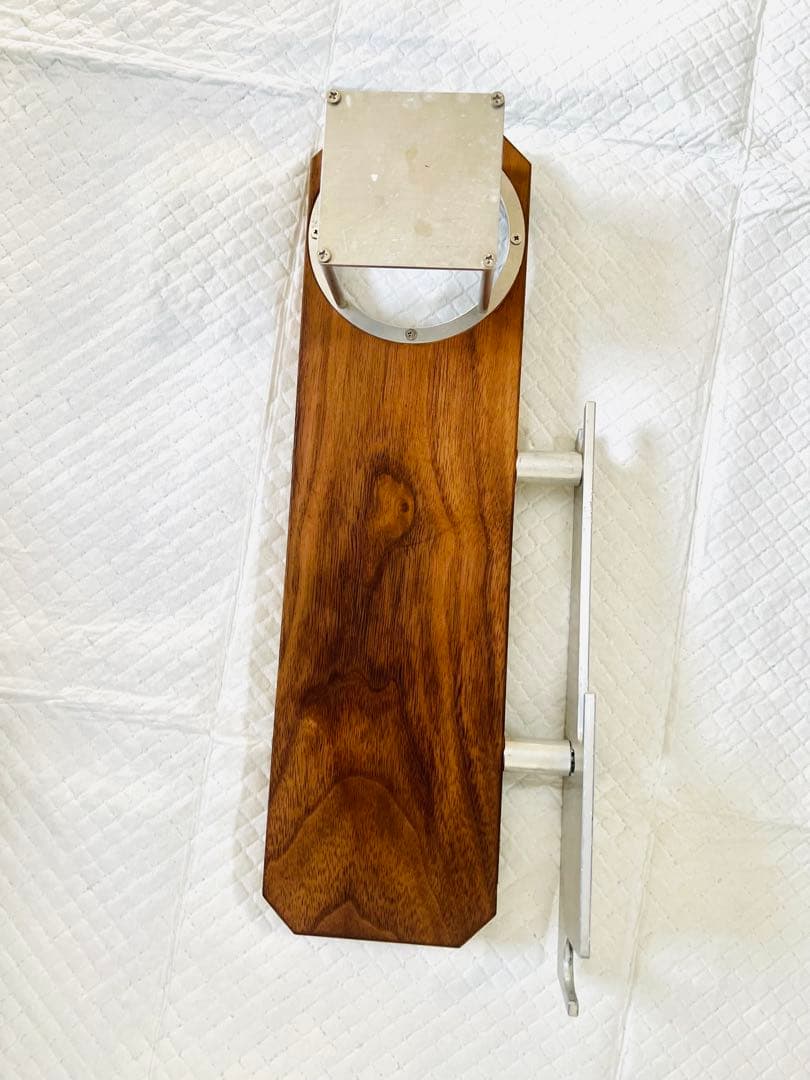 インアバンス「ONES TABLE（ワンズテーブル）