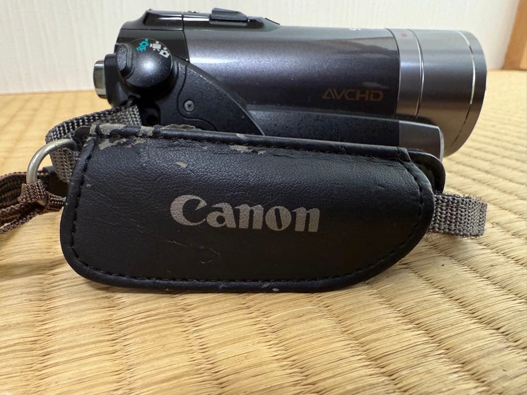 Canon ビデオカメラ　HF20 2009年モデル