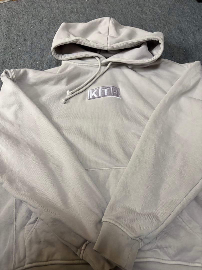 KITH グレー パーカー