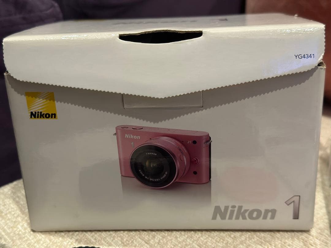 Nikon 1 J1 ピンク 標準ズームレンズキット カメラケース・ストラップ付