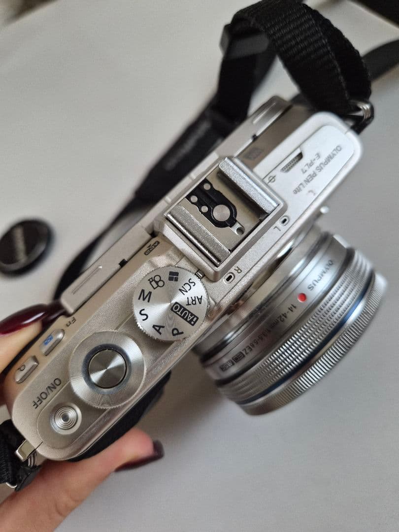 デジタルカメラ OLYMPUS PEN E-PL7