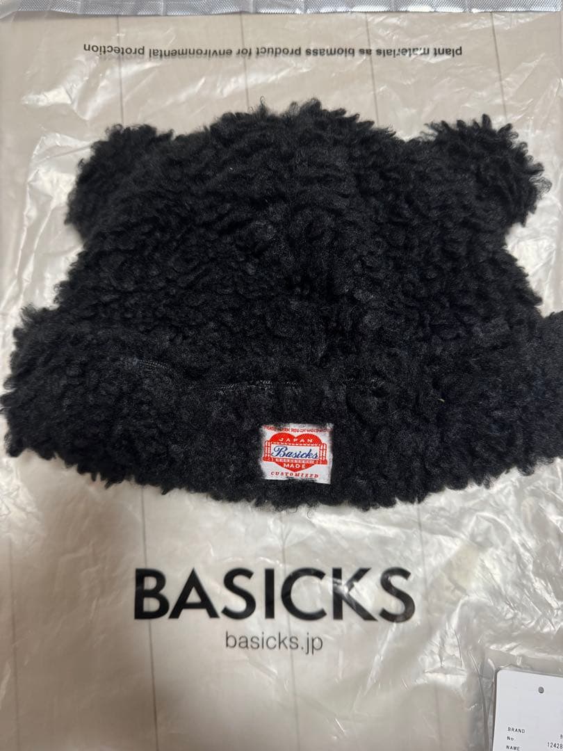BASICKS ベイシックス BEAR BEANIE ベアビーニー　タグ付き