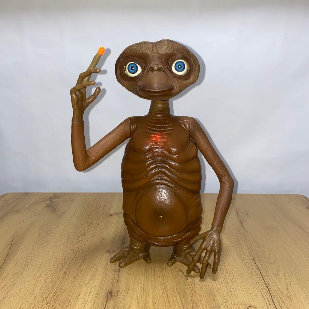 【喋る、動く、光る】ET トーキングフィギュア