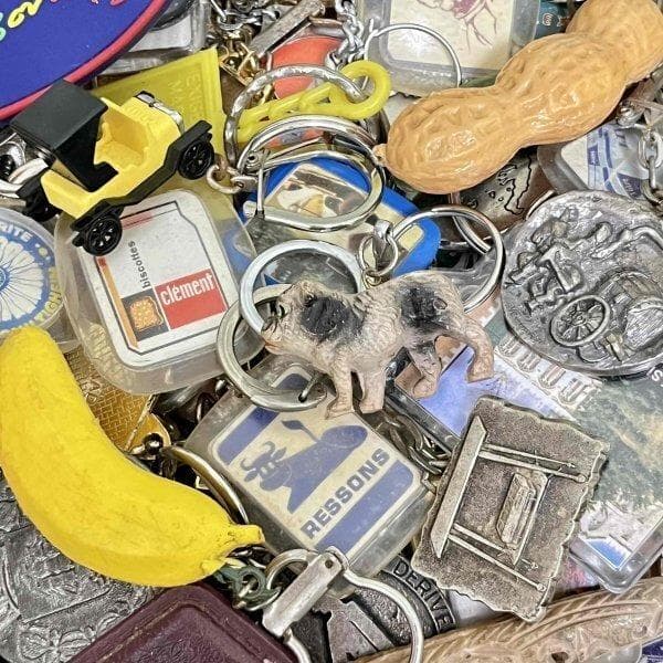 集めたくなる フレンチキーホルダー 100個セット フランス ヴィンテージ 1