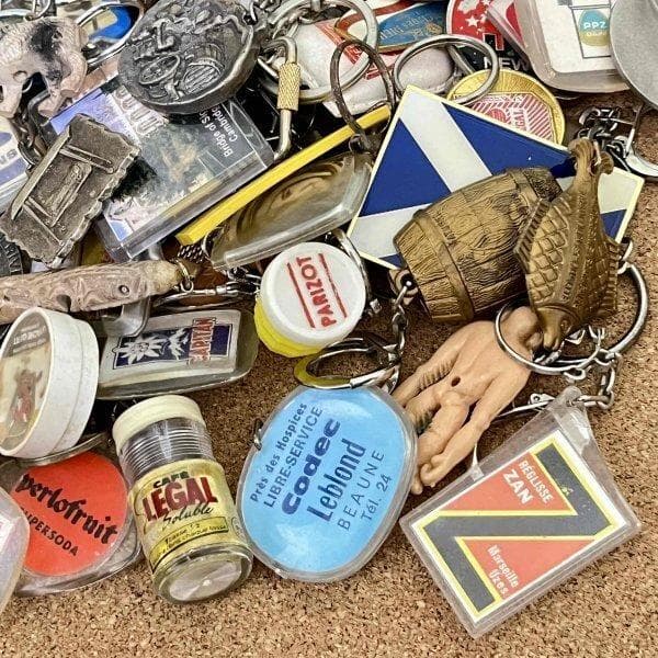 集めたくなる フレンチキーホルダー 100個セット フランス ヴィンテージ 1