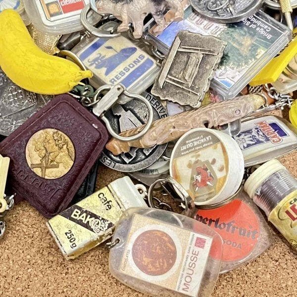 集めたくなる フレンチキーホルダー 100個セット フランス ヴィンテージ 1