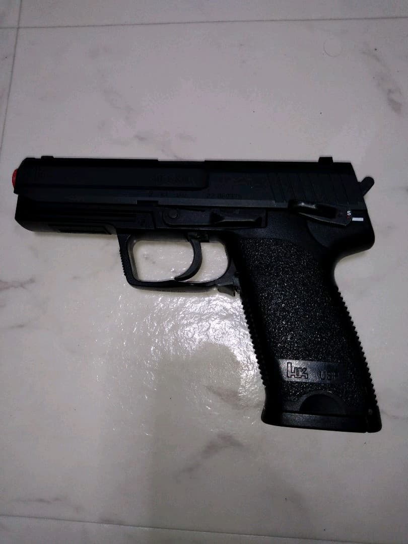 東京マルイ　HK USP 電動ガン　バッテリーなし