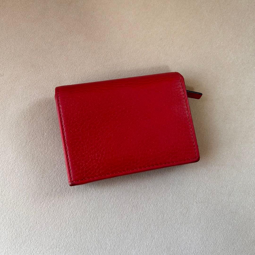 GUCCI グッチ GGマーモント 二つ折り財布 レッド