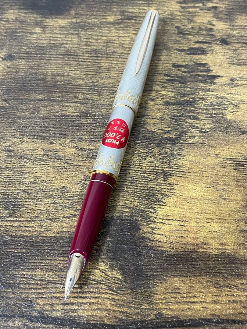新品未使用 シール付　1970年代製　レディ　18金　F パイロット　万年筆