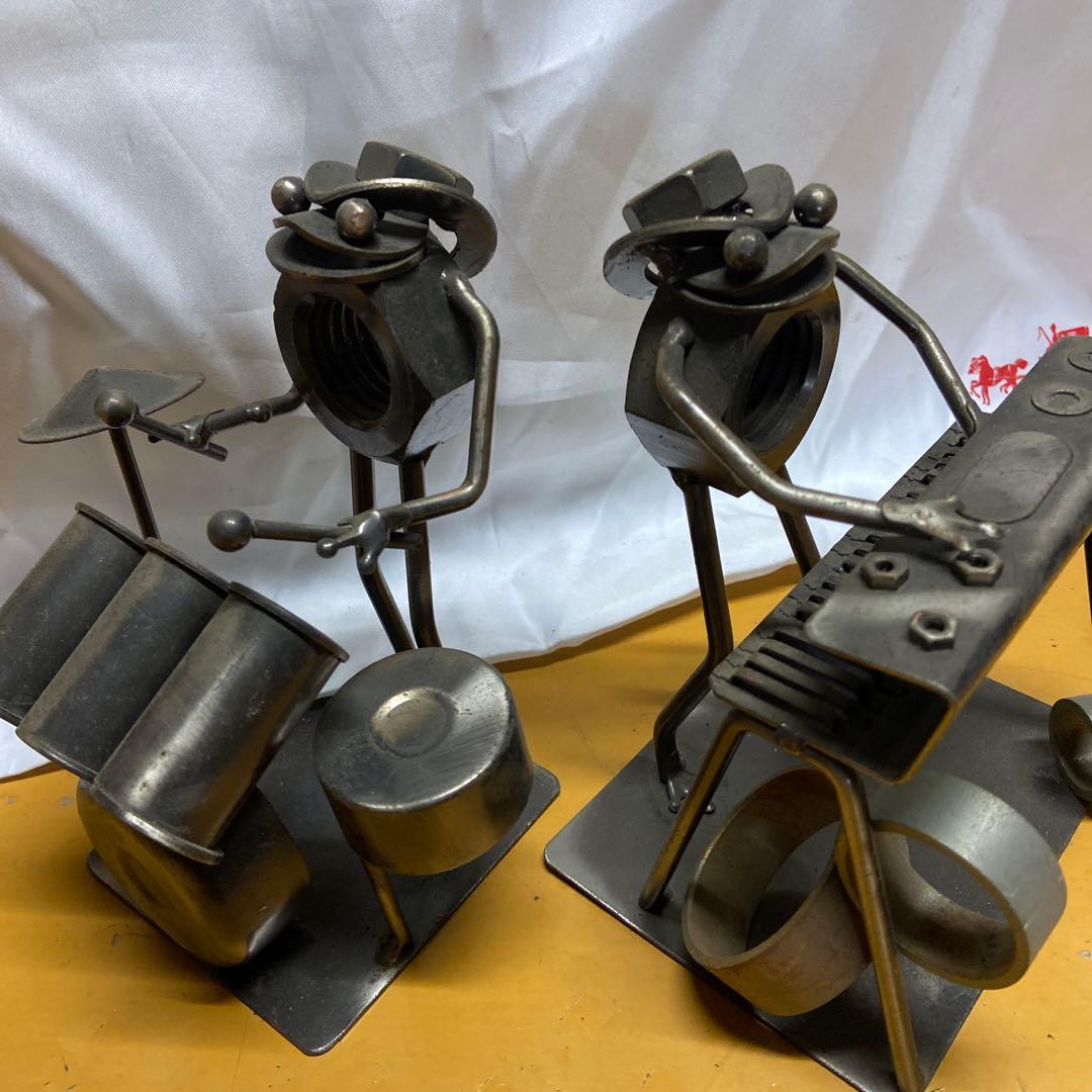 ナツトをモチーフとしたバンド