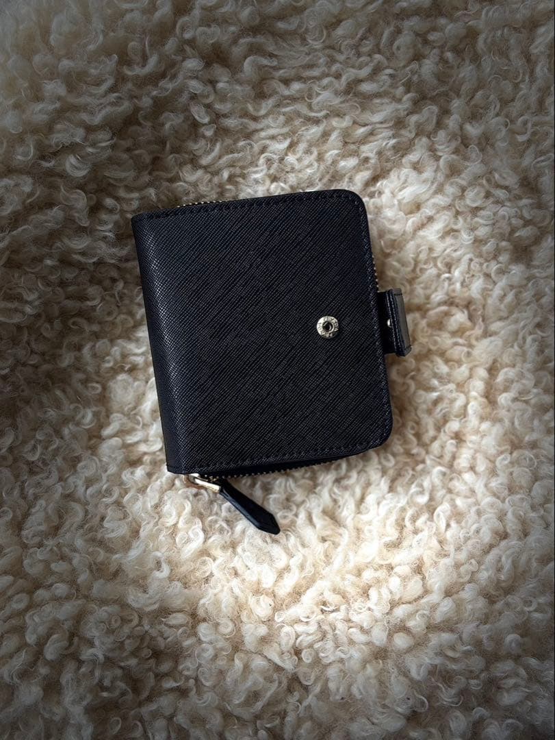 PRADA サフィアーノレザー 二つ折り財布 黒