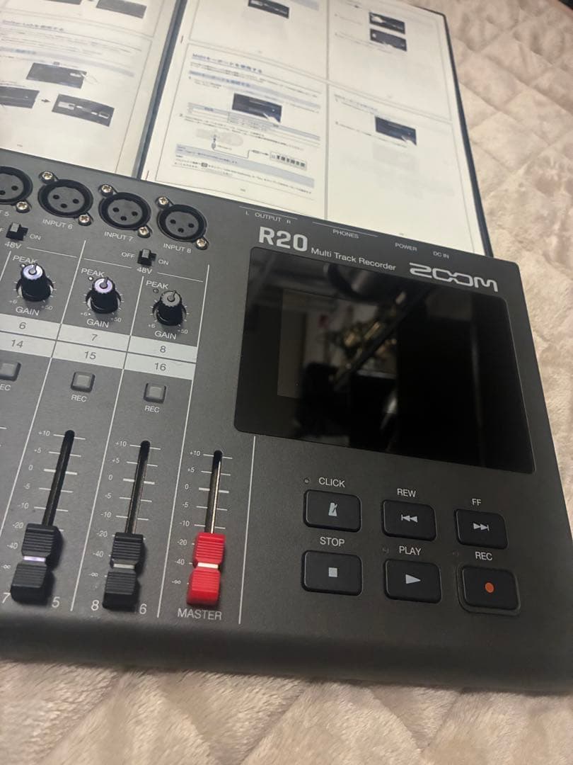 ZOOM R20 マルチトラックレコーダー