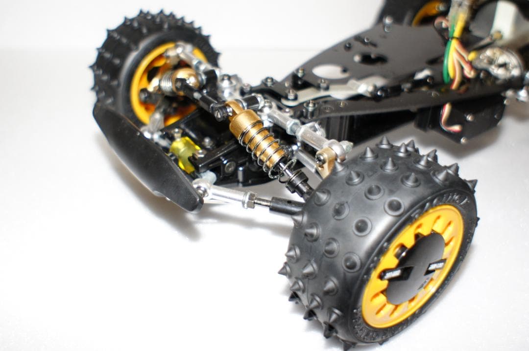 タミヤ　TAMIYA　アバンテ　シャシーのみ