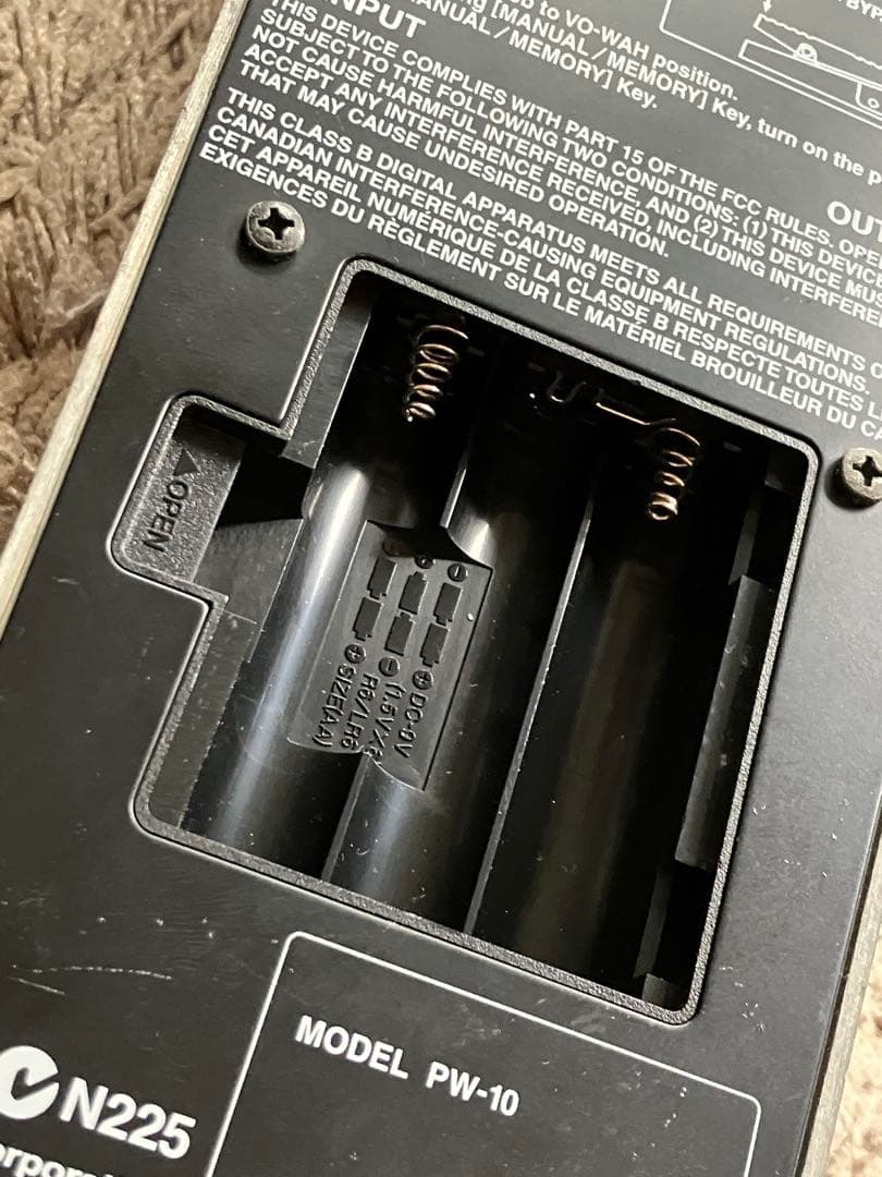 BOSS PW-10 ワウペダル ユニバイブ
