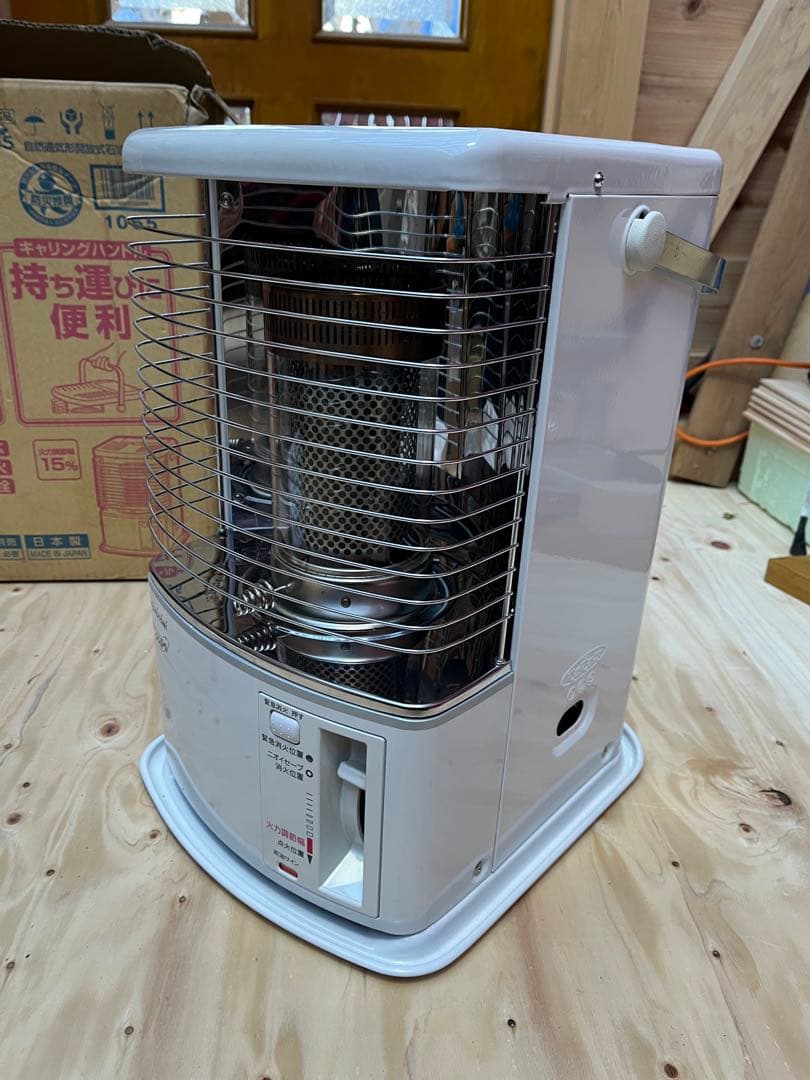 TOYOTOMI RS-H29M 灯油ストーブ ホワイト