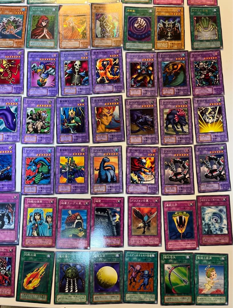 昔　遊戯王カード まとめ売り　大量　キラ　昔 引退処分品 初期 遊戯王