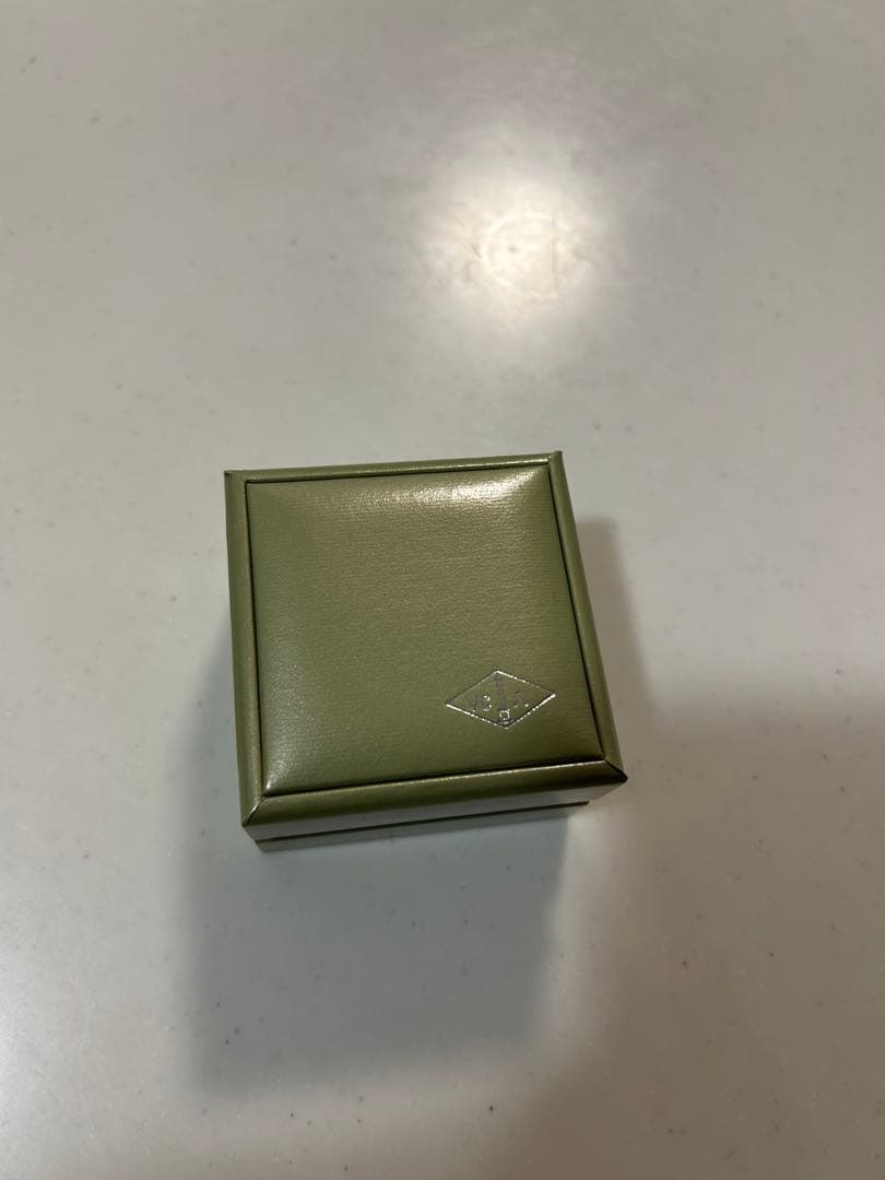 ヴァンクリーフ&アーペル　ペルレ スモール WG 52号