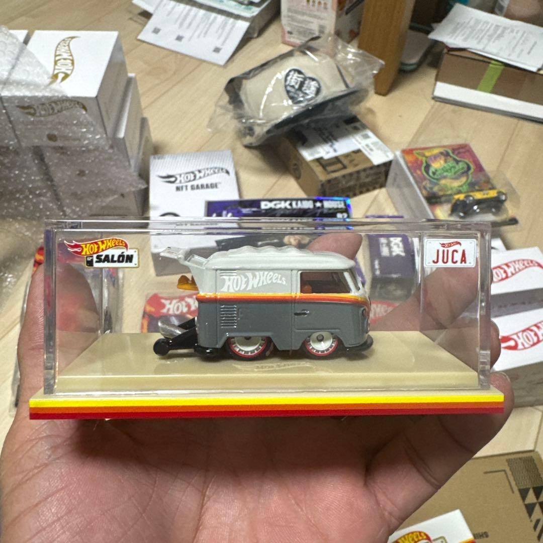 ホットウィール サロン ジュカ クール コンビ。