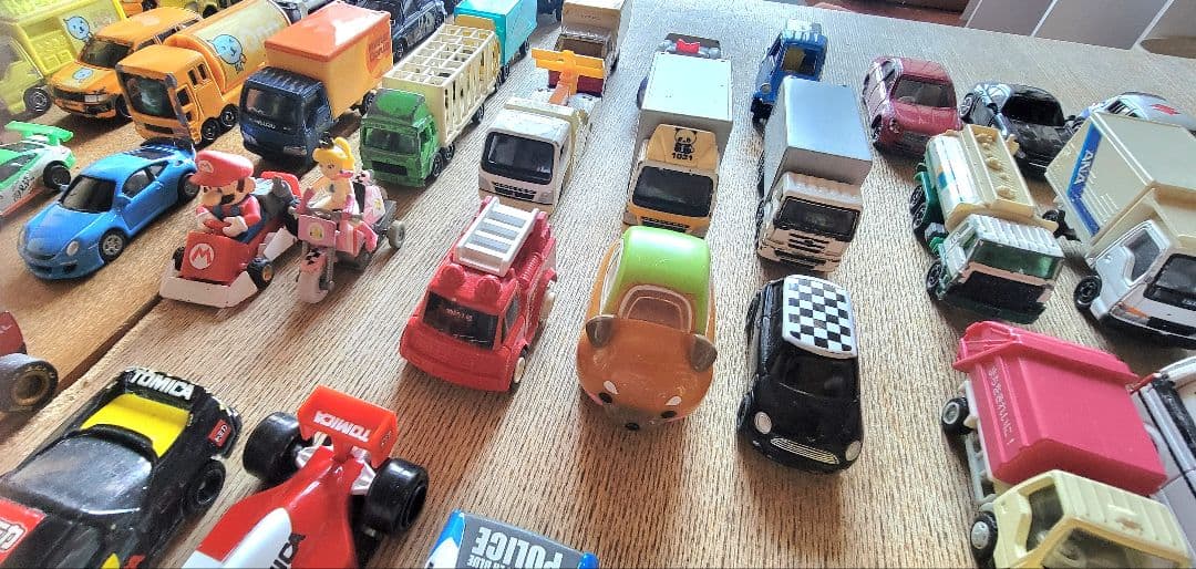 トミカとミニカー 87台セット