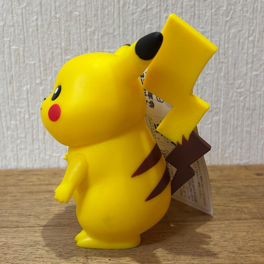 1998年 ポケモンデラックスフィギュアコレクション 01 ピカチュウ TOMY