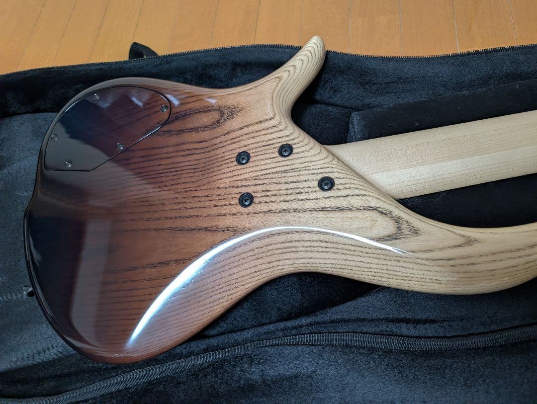 【1/5まで大幅値下げ】F-bass BN-5 Brown Fade