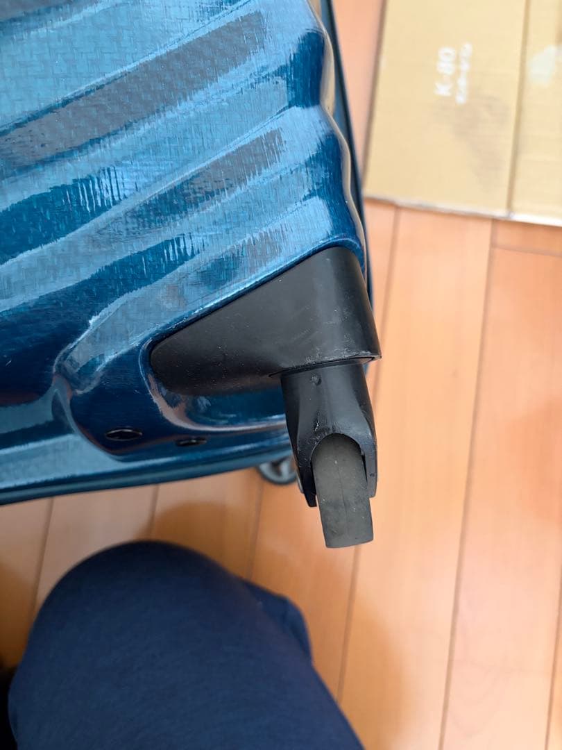 軽量　サムソナイトSamsonite スーツケース