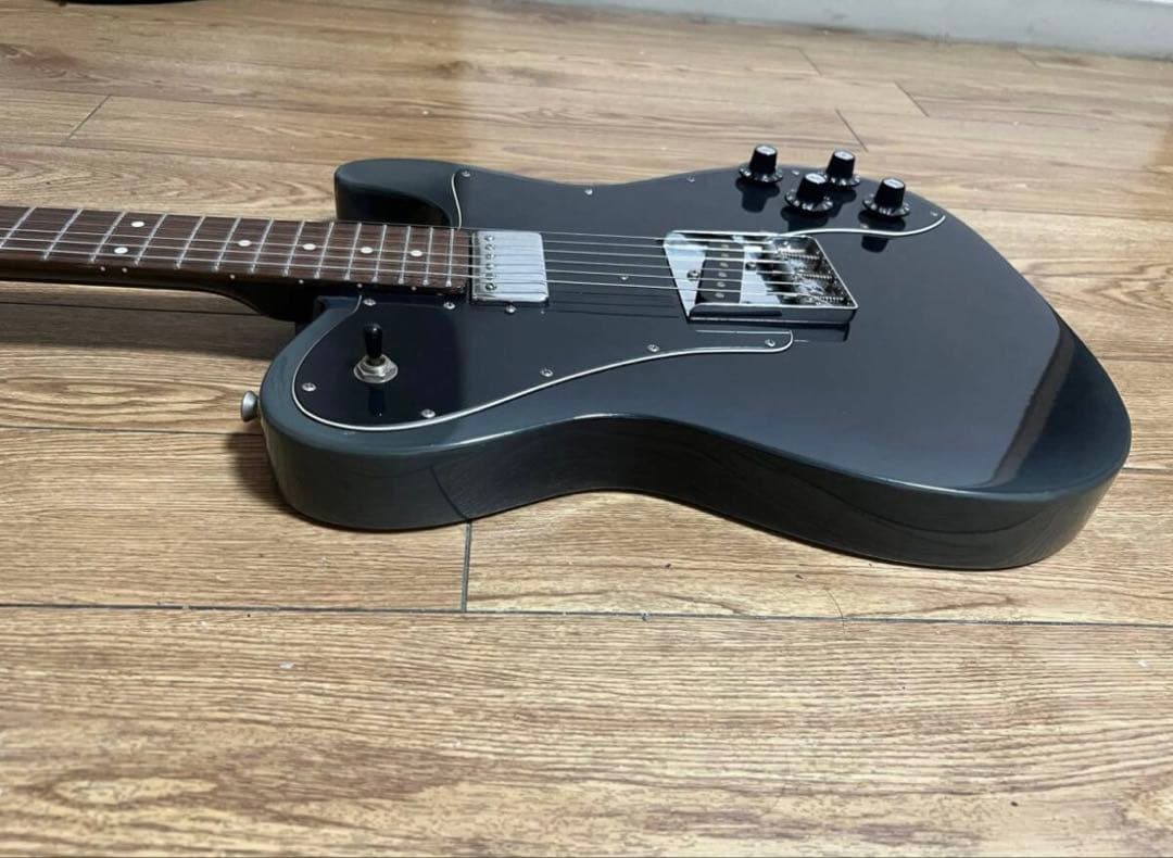 逆アンティグアカラーのテレキャスターカスタム