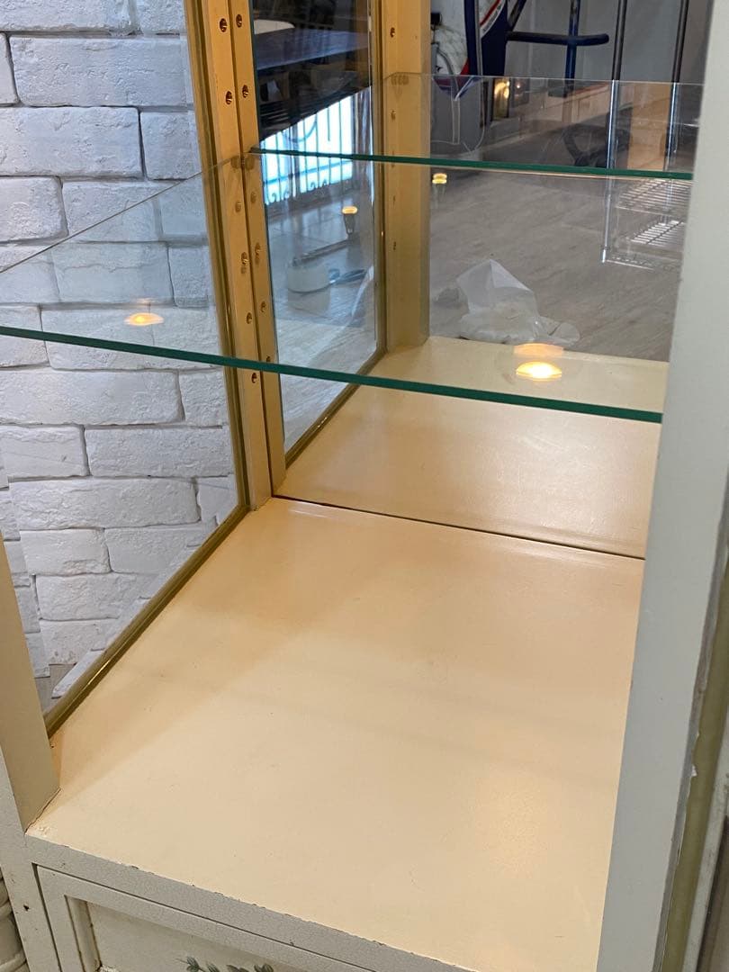 【東京都内23区配送無料】ショーケース　ガラス　キュリオ　ロココ　アンティーク