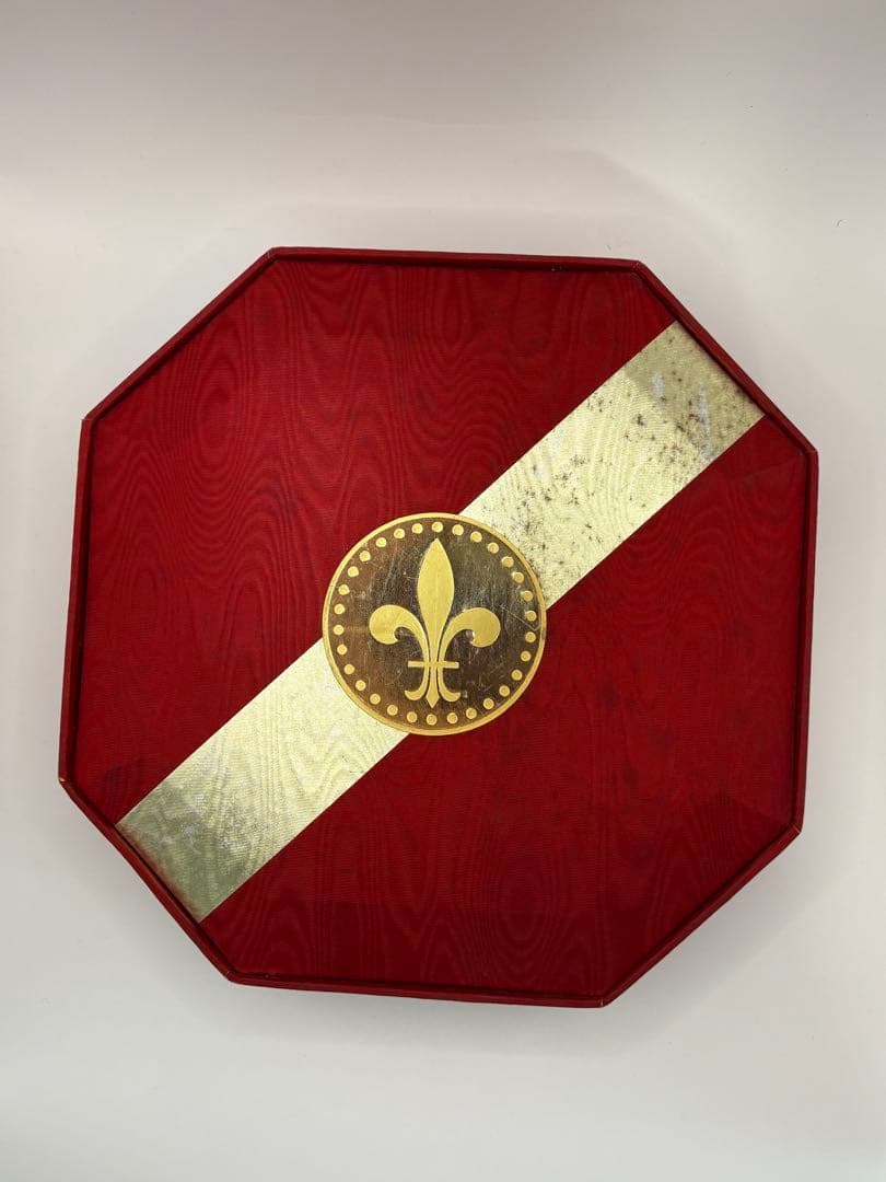 古酒　未開封　コニャック　ルイ13世　八角　箱　バカラ　栓　冊子　30年以上保管