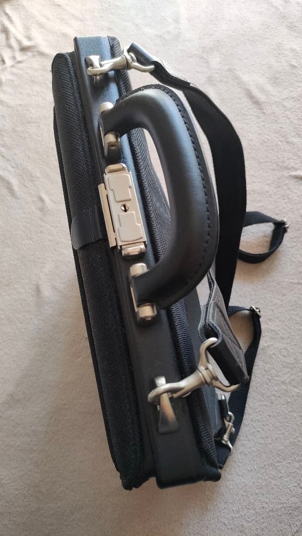 m*6様 J.C. HAMILTON ブラックビジネスバッグ