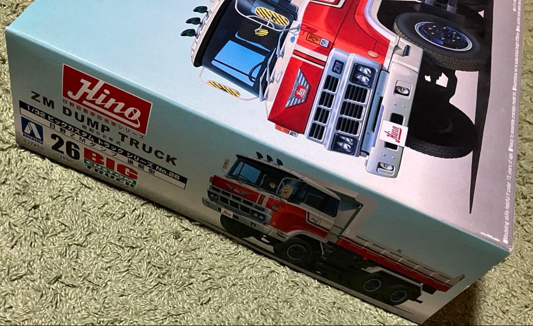 日野 ZM ダンプ　後期型 1/32 プラモデル　新品