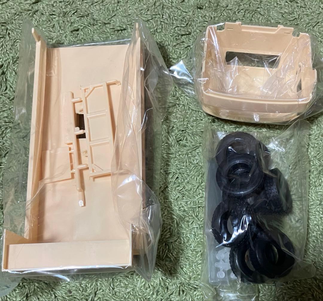 日野 ZM ダンプ　後期型 1/32 プラモデル　新品