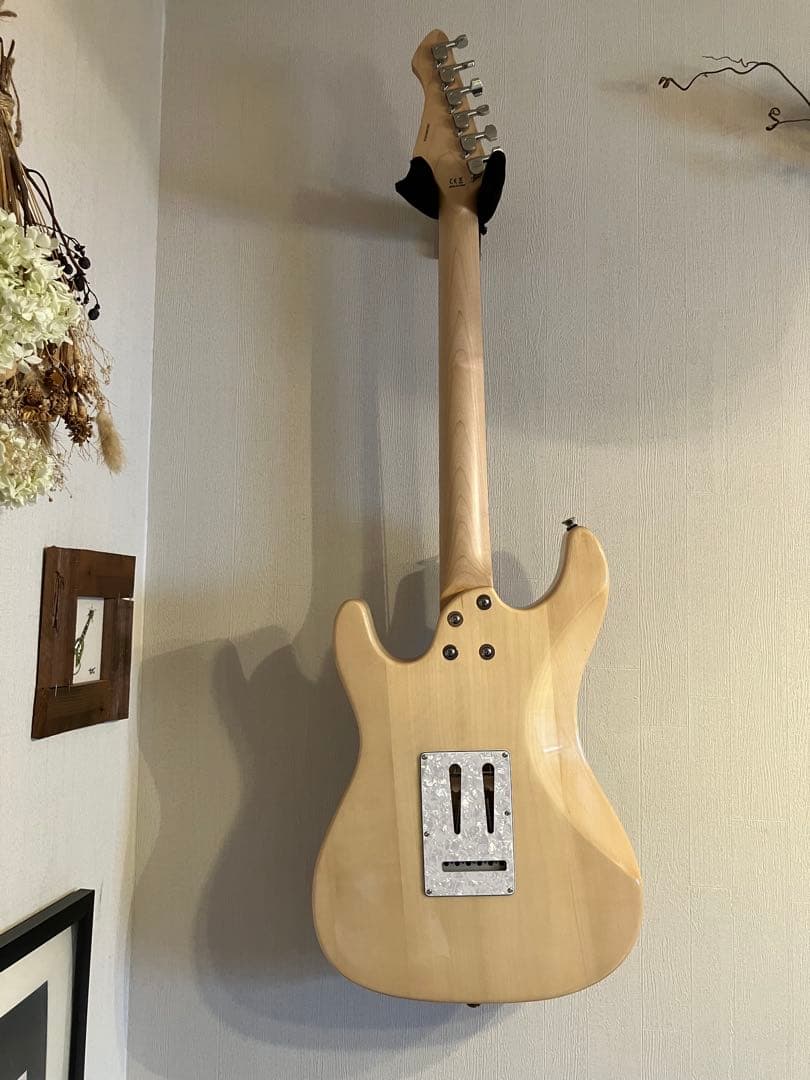 美品 AriaProII 714-AE200 エレキギター ラベンダー　パープル