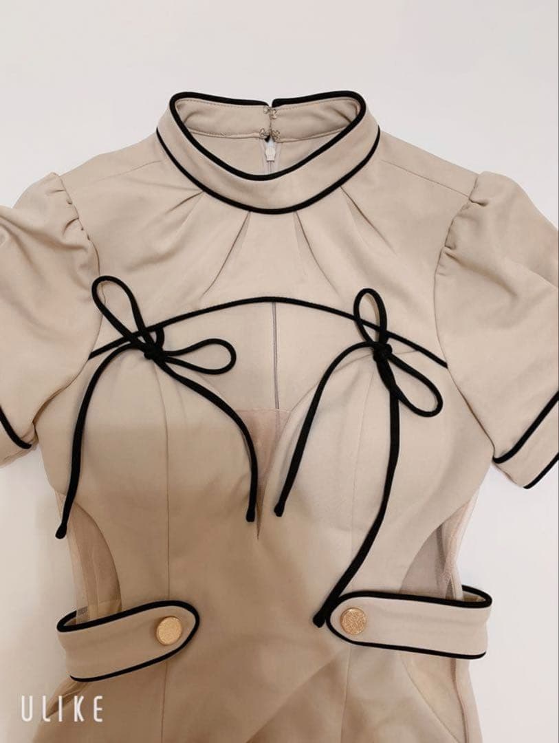 アンディグラマラス キャバドレス