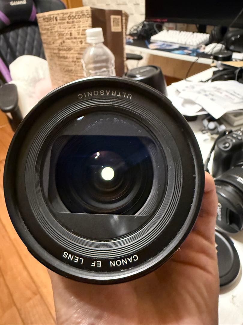 Canon EOS Kiss X9 デジタル一眼レフ 4本レンズ付き