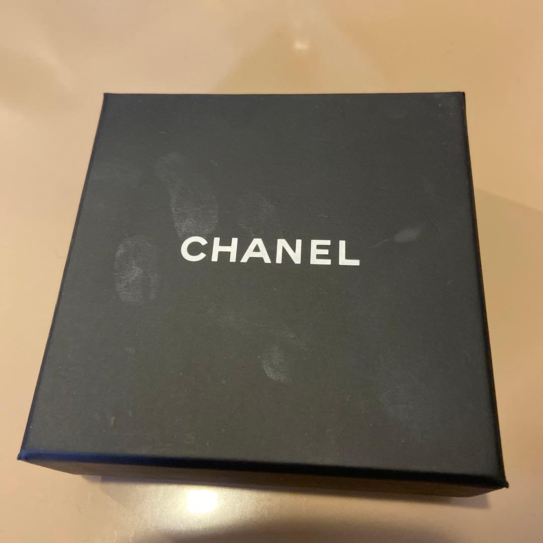 シャネルCHANEL ブローチ