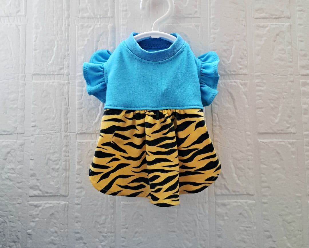 ひろ様　　　胴32　　赤鬼風ギャザーワンピース　フリル袖　#犬節分　#ラメ