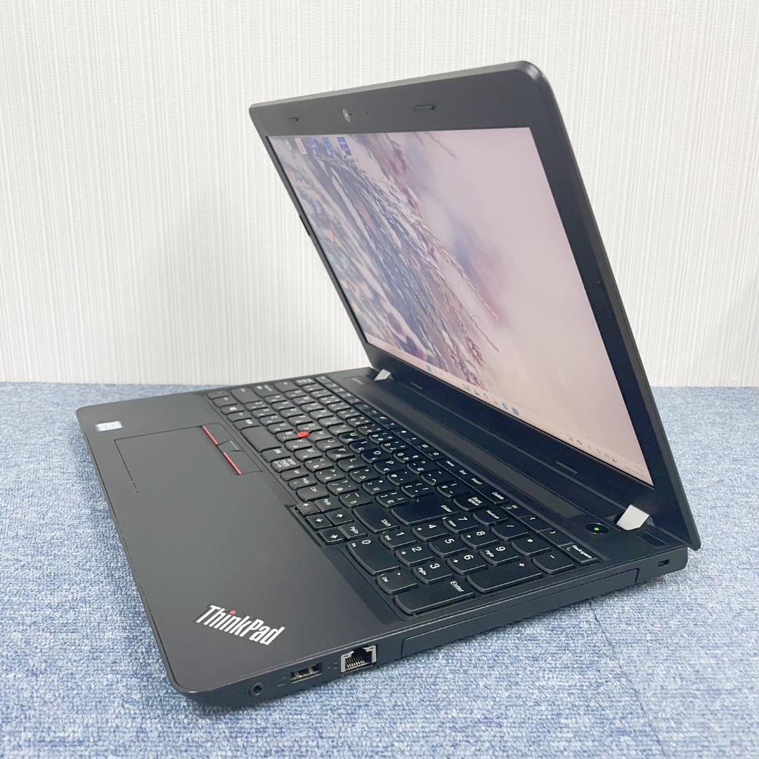 ThinkPadノートパソコン　Windows11　オフィス　SSD256GB