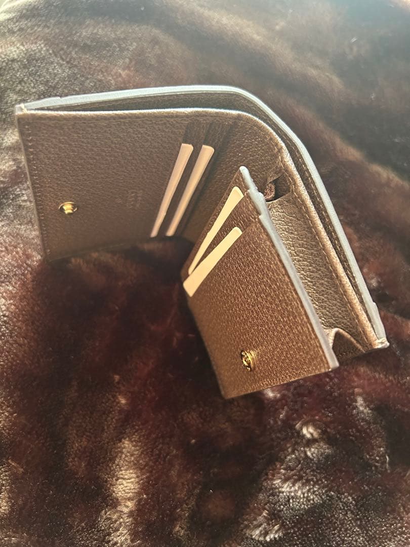 GUCCI GGキャンバス 二つ折り財布