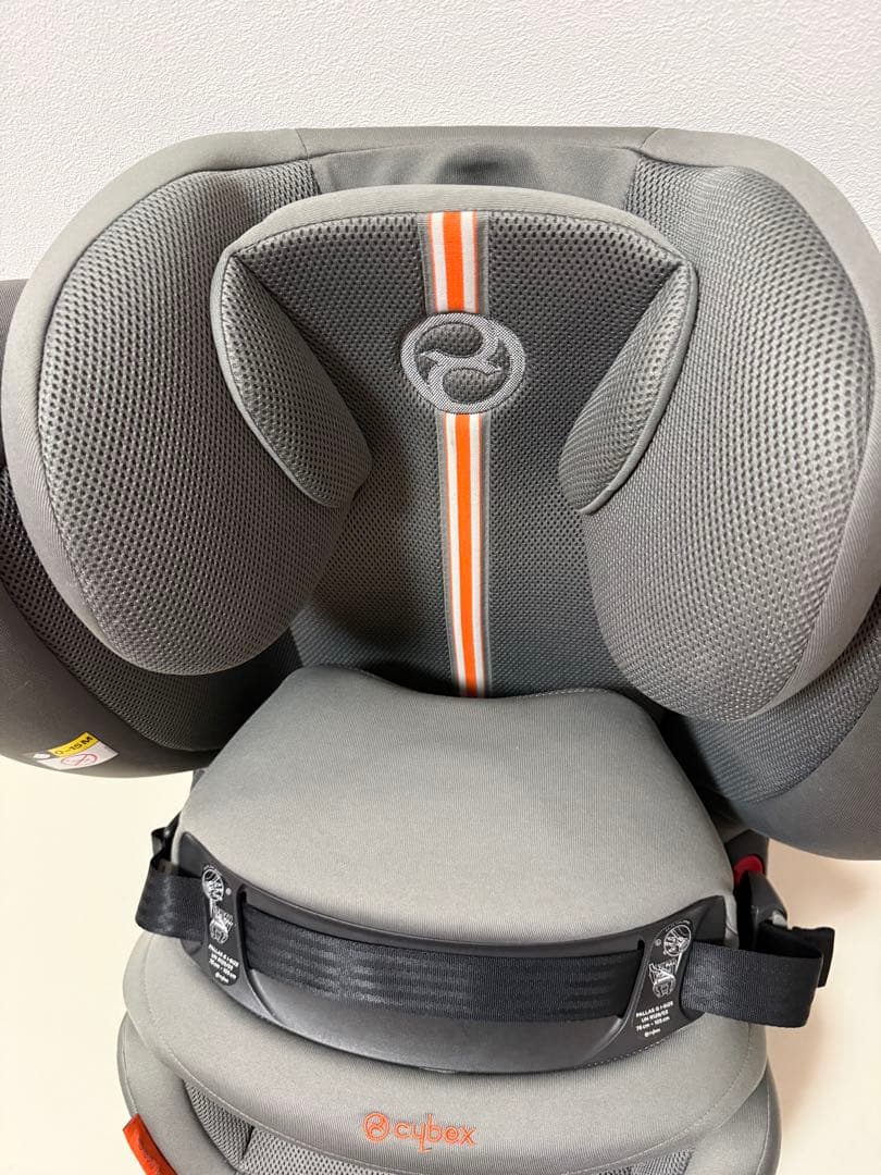 ~*~様 cybex サイベックス 車用チャイルドシート グレー